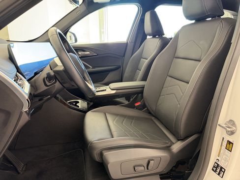 Certified 2024 BMW X1 xDrive28i w/ Technology Package AWD/4WD image 5