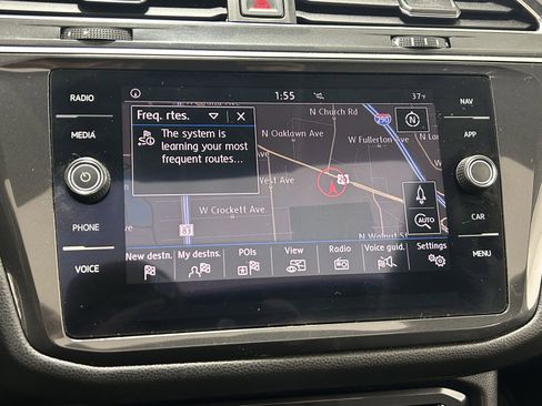 Used 2018 Volkswagen Tiguan SEL image 17