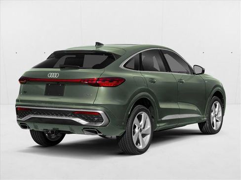 New 2026 Audi Q5 Prestige image 2