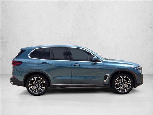 Used 2025 BMW X5 sDrive40i RWD image 4