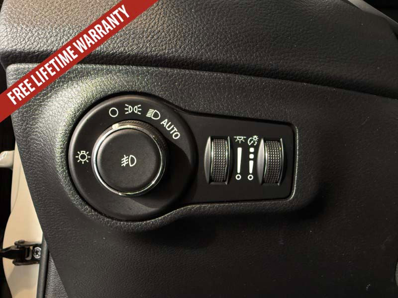 Used 2019 Jeep Compass Limited AWD/4WD image 37