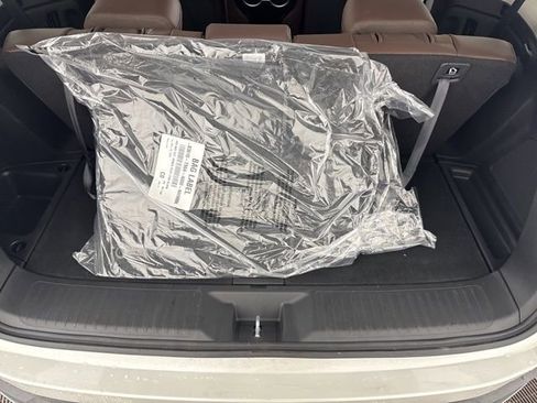 Certified 2025 Honda Pilot Elite image 36