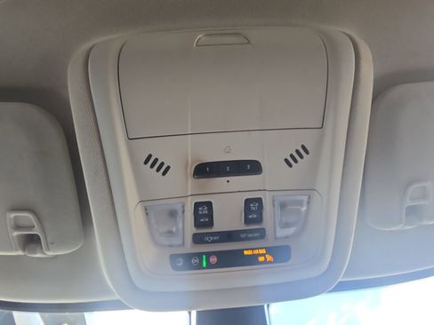 Used 2023 GMC Acadia Denali w/ Black Diamond Edition image 24