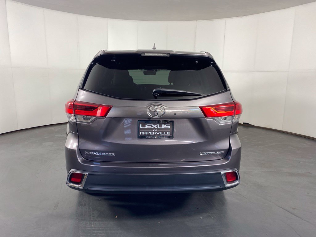 Used 2019 Toyota Highlander Limited Platinum AWD/4WD image 7