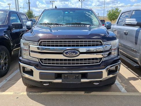 Used 2018 Ford F150 Lariat w/ Equipment Group 502A Luxury AWD/4WD image 4
