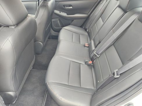 Used 2024 Nissan Sentra SR w/ SR Premium Package FWD image 21