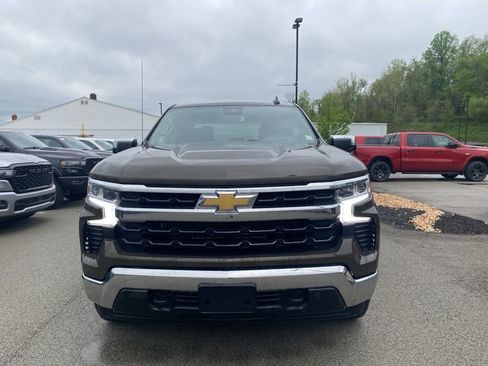 Used 2023 Chevrolet Silverado 1500 LT AWD/4WD image 6