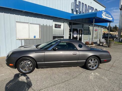 Used 2003 Ford Thunderbird image 2