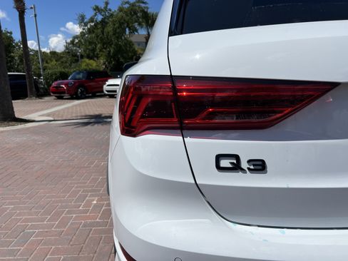 Used 2022 Audi Q3 2.0T Premium Plus w/ Premium Plus Package AWD/4WD image 41