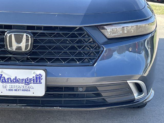 Used 2025 Honda Accord Touring image 8