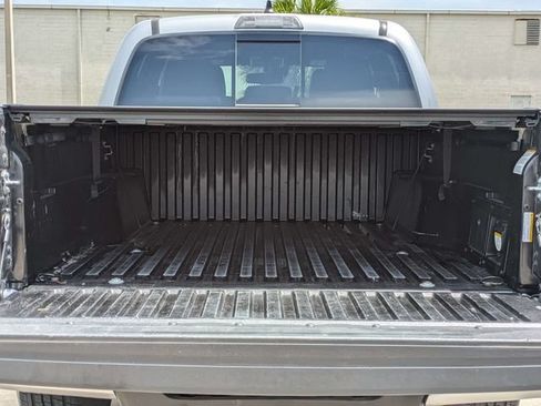 Used 2021 Toyota Tacoma TRD Sport RWD image 12
