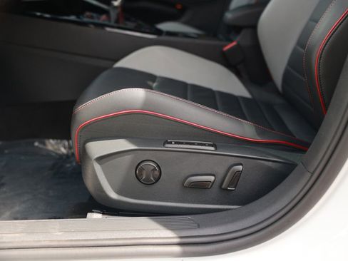 Used 2023 Volkswagen GTI Autobahn FWD image 19