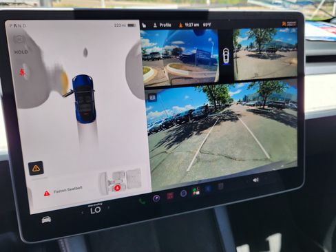Used 2025 Tesla Model Y Long Range AWD/4WD image 27