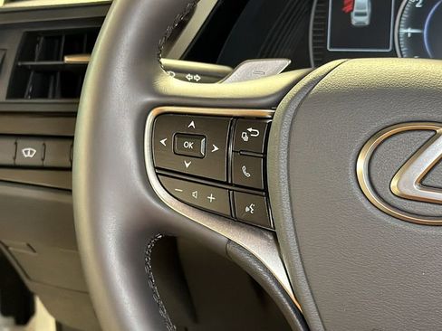 New 2025 Lexus ES 350 w/ Premium Package image 16