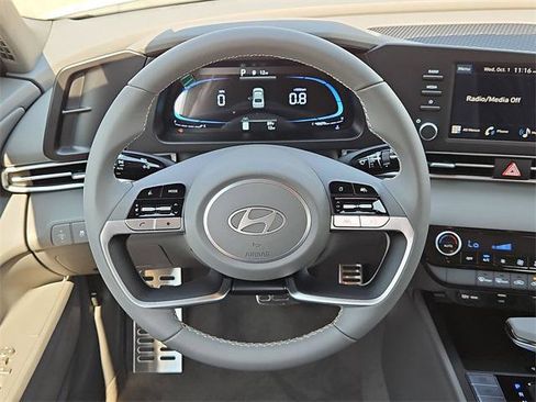 New 2025 Hyundai Elantra Sport image 19