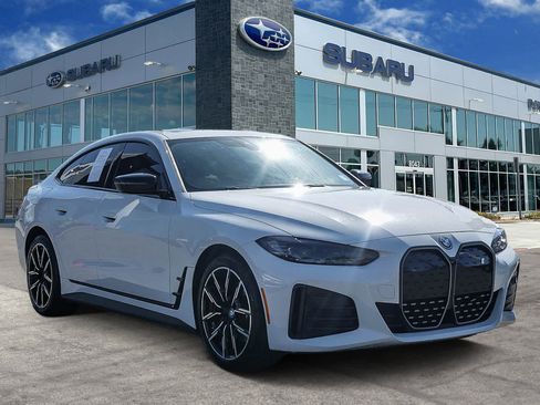 Used 2023 BMW i4 eDrive40 w/ M Sport Package RWD image 3