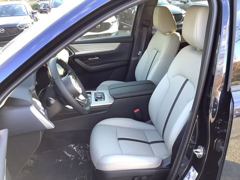 New 2025 MAZDA CX-90 Plug-In Hybrid w/ Preferred image 30