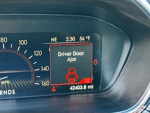 Used 2017 Lincoln Continental Reserve image 12