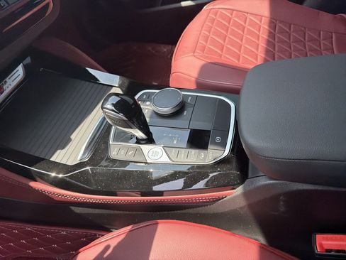 Used 2023 BMW X4 M40i w/ Parking Assistance Package AWD/4WD image 21