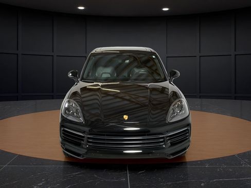 Used 2019 Porsche Cayenne S AWD/4WD image 8