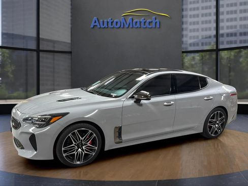Used 2022 Kia Stinger GT1 AWD/4WD image 6