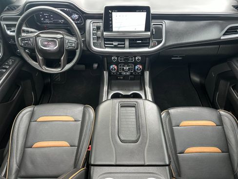 Used 2023 GMC Yukon XL AT4 image 15