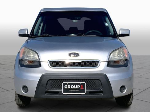 Used 2011 Kia Soul + image 3