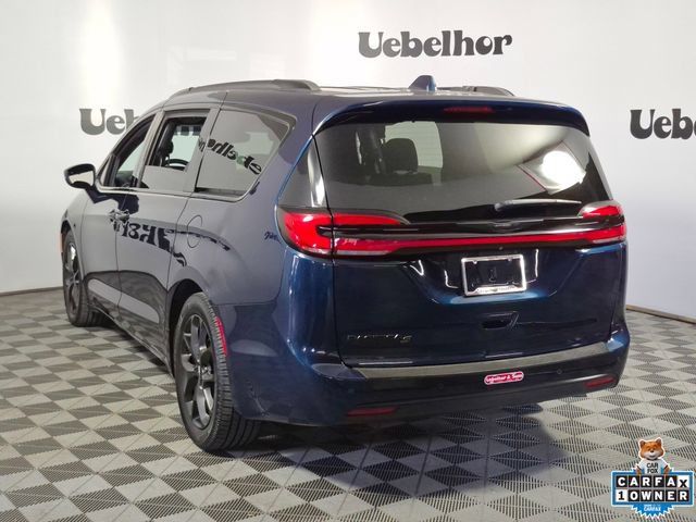 Used 2021 Chrysler Pacifica Touring w/ S Appearance Package FWD image 5
