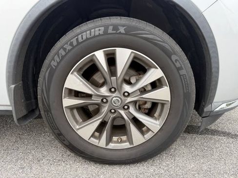 Used 2015 Nissan Murano SV w/ Premium Package AWD/4WD image 11