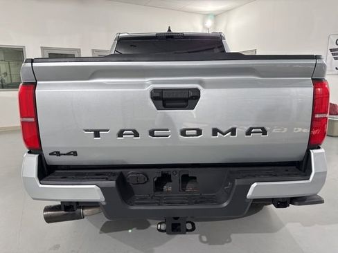New 2025 Toyota Tacoma TRD Off-Road image 6
