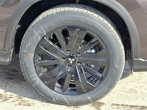 New 2026 Mitsubishi Outlander Sport LE image 5