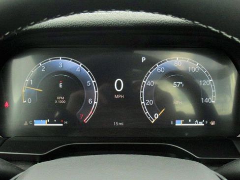 New 2025 Jeep Grand Cherokee Limited w/ Luxury Tech Group II image 16