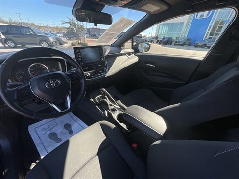 Used 2021 Toyota Corolla SE w/ SE Preferred Package image 22