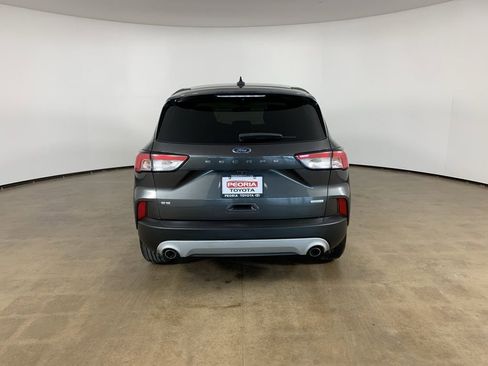 Used 2020 Ford Escape SE image 10
