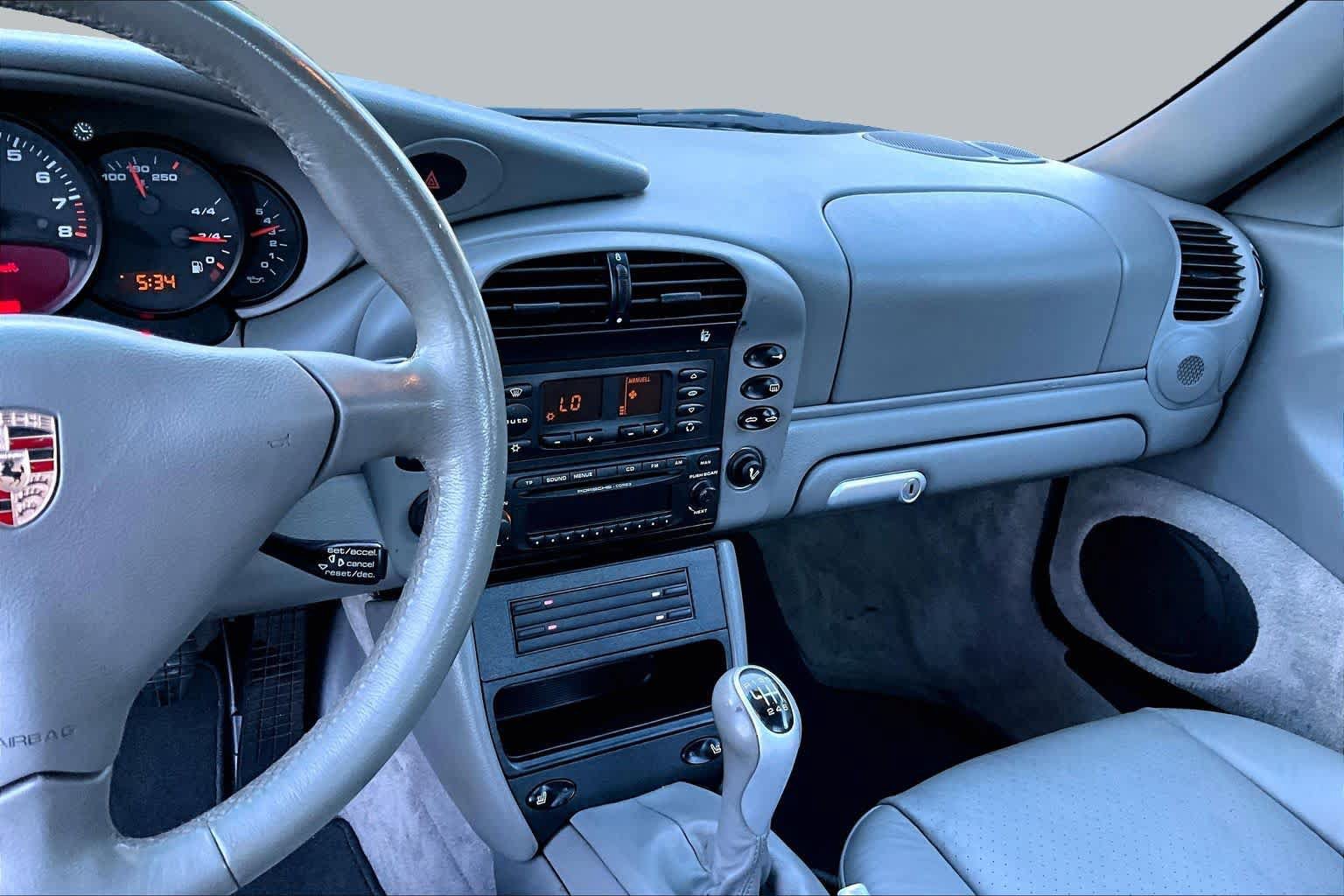 Used 2003 Porsche 911 Carrera RWD image 6
