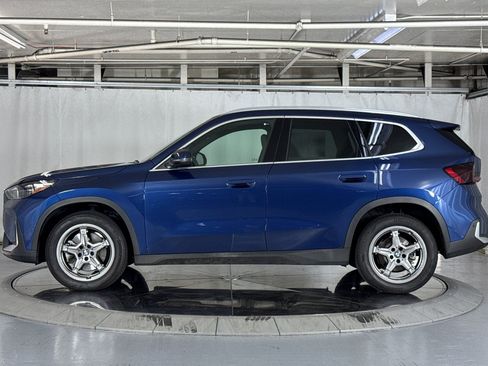 Used 2023 BMW X1 xDrive28i w/ Convenience Package AWD/4WD image 2