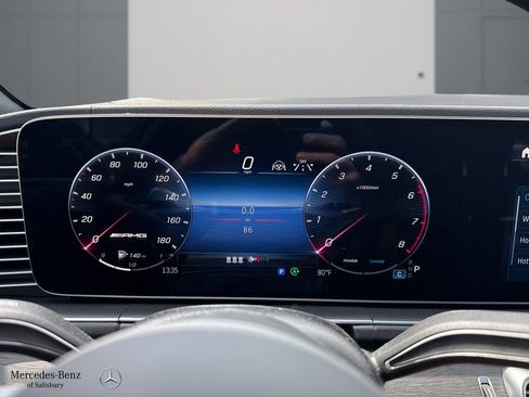 Used 2025 Mercedes-Benz GLE 53 AMG 4MATIC Coupe image 11
