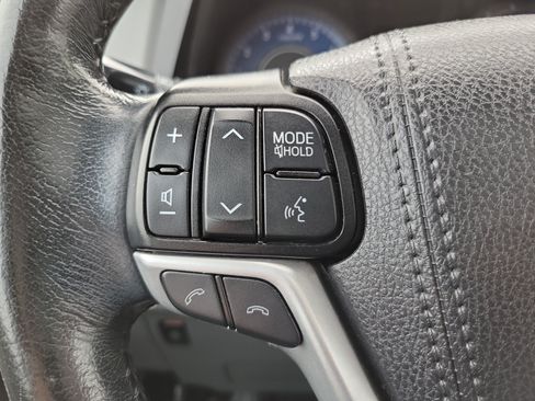 Certified 2020 Toyota Sienna XLE FWD image 26