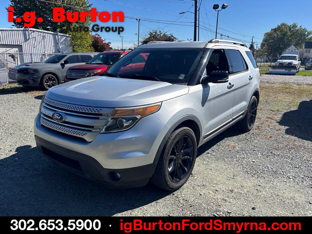 Used 2014 Ford Explorer XLT w/ Equipment Group 202A AWD/4WD image 3