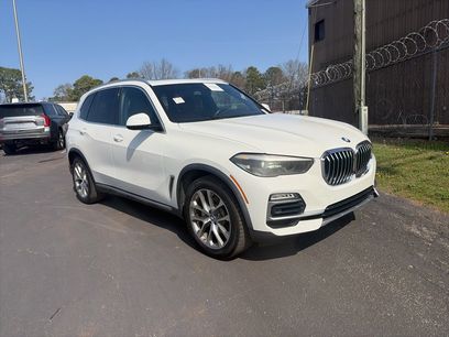 Used 2019 BMW X5 xDrive40i w/ Premium Package 2