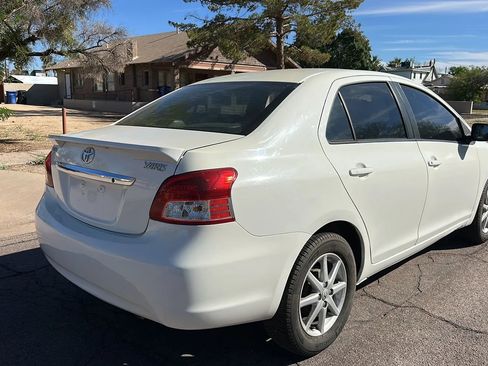 Used 2010 Toyota Yaris Sedan image 30