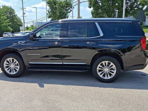 Used 2022 GMC Yukon SLT w/ SLT Premium Package AWD/4WD image 6