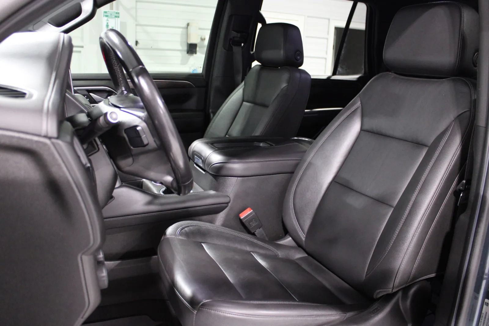 Used 2021 Chevrolet Tahoe Z71 AWD/4WD image 28