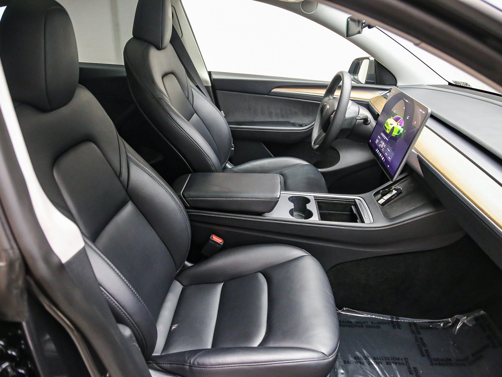 Used 2024 Tesla Model Y Performance AWD/4WD image 17