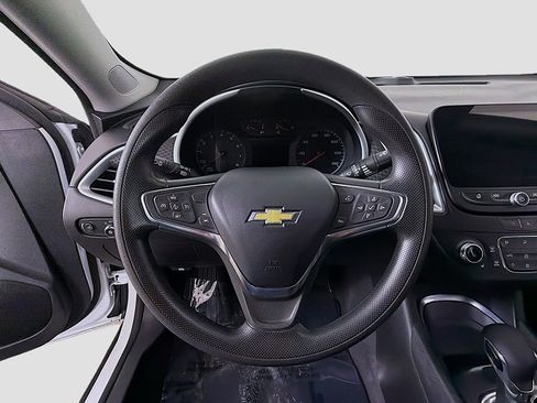 Used 2023 Chevrolet Malibu LT image 29