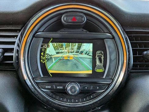 Used 2015 MINI Cooper S image 16