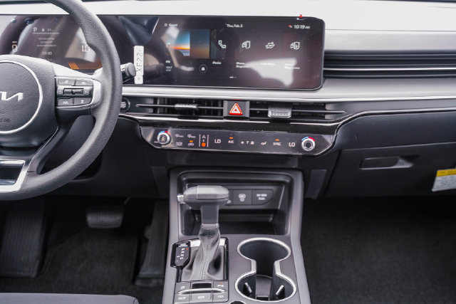 New 2026 Kia K5 LXS FWD image 14