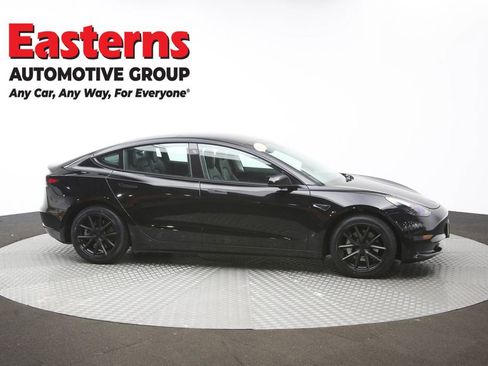 Used 2023 Tesla Model 3 Standard Range image 42