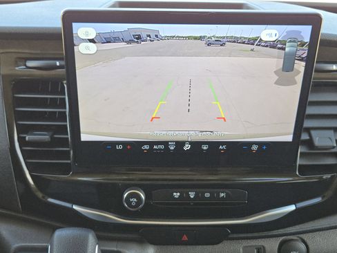 Used 2025 Ford Transit 350 XLT image 18