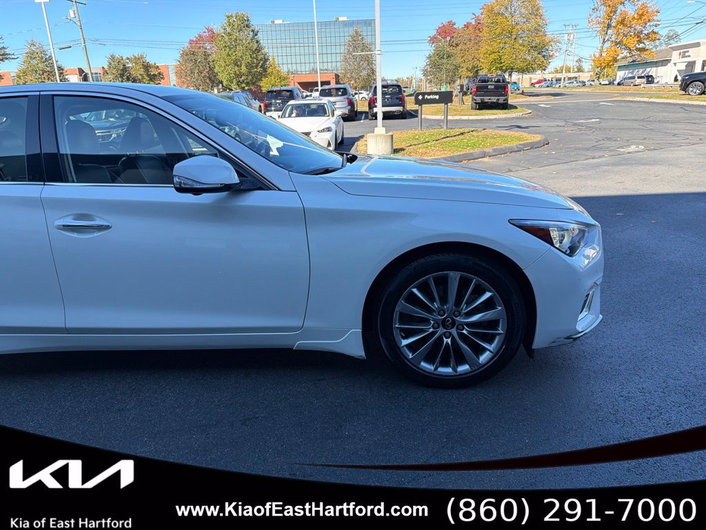 Used 2022 INFINITI Q50 Luxe w/ Cargo Package AWD/4WD image 6